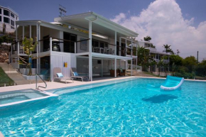 The Pool House Coolum Beach